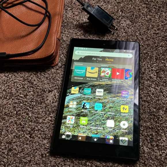 Fire HD 8 (8th generation) - Picture 2 of 3